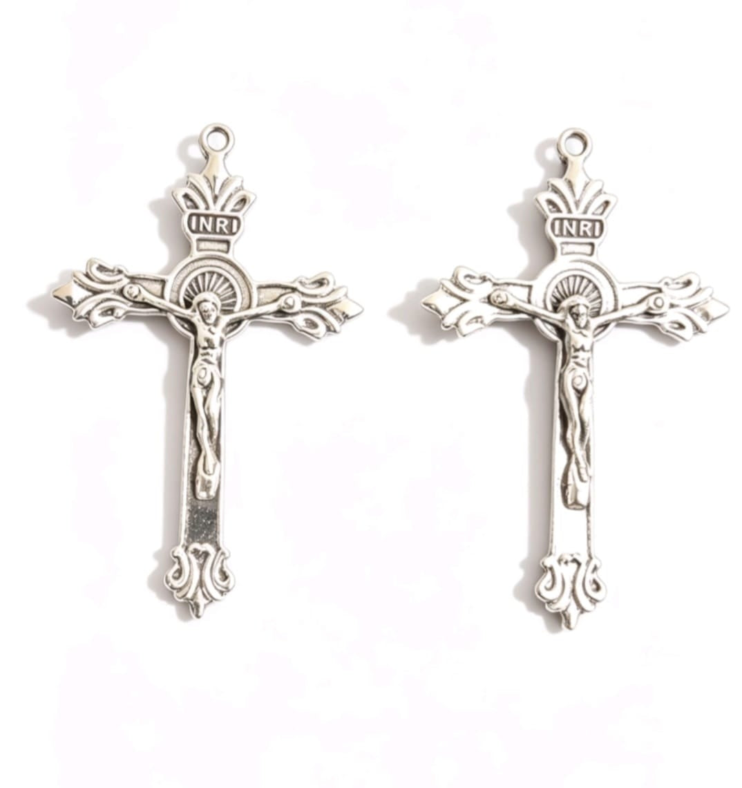 CRUCES GRANDES RELIGIOSAS DE PELTRE | DOBLE RELIEVE | 48.7MM | 5 UNIDADES